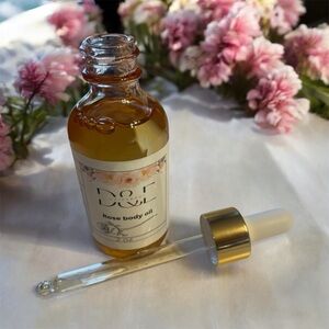 D&E Rose Body Oil